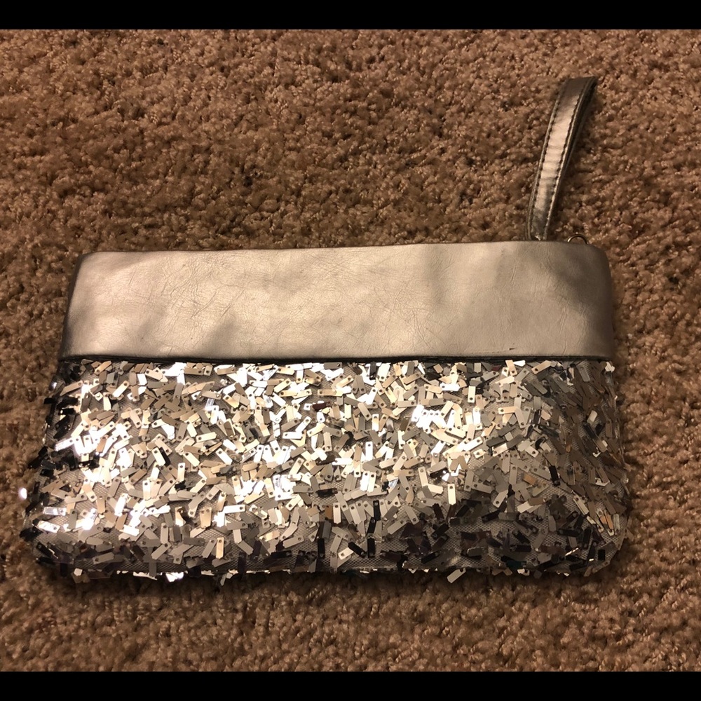 Silver sequence wristlet purse